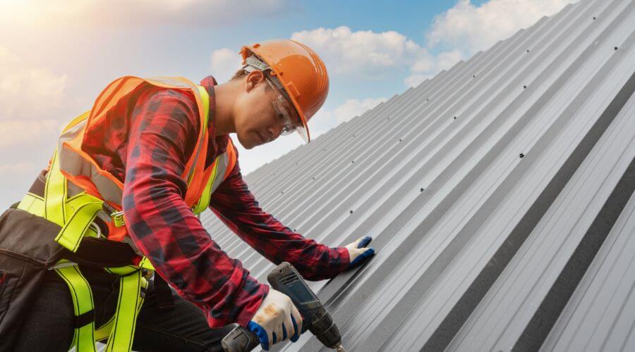 Owens Corning roofing contractor in Pinehurst, ID
