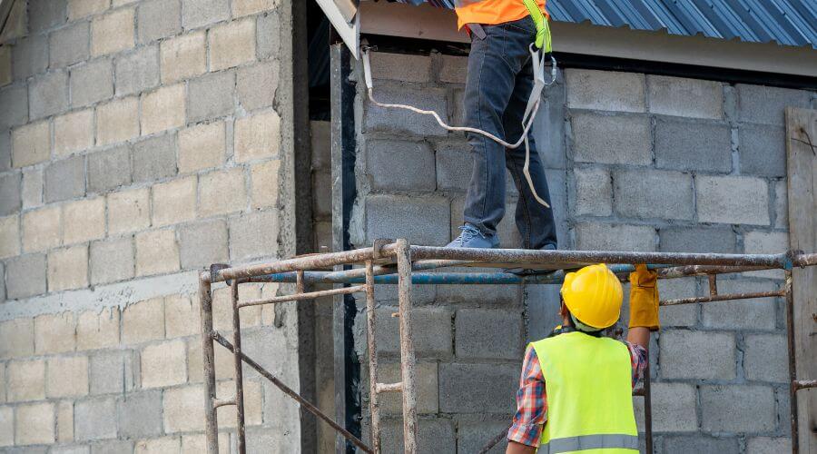 Expert Emergency Roof Repairs services in Pinehurst, ID